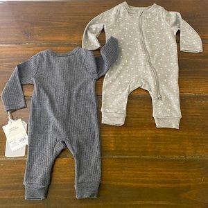 Zip Up Newborn Baby Sleepers (2 Pack) ** NEW WITH TAGS! **